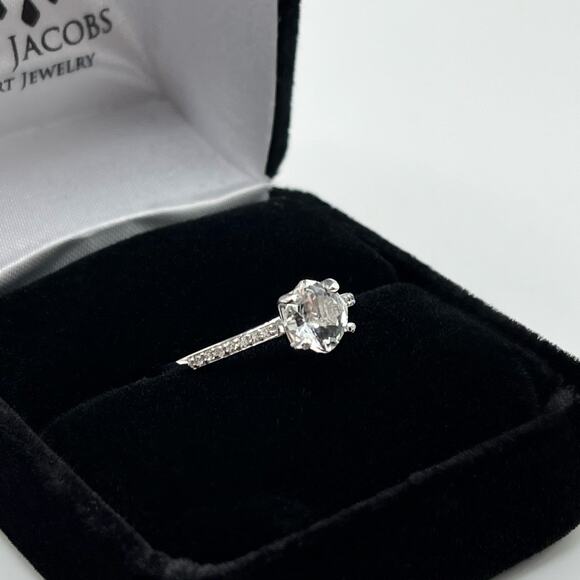 Beautiful 1ctw Cushion Cut White Topaz Ring Sterling Silver Size 7 - Picture 3 of 8